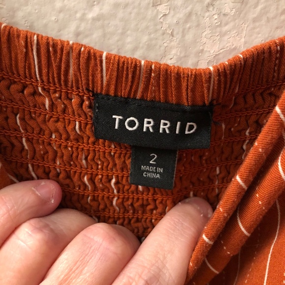 Torrid Burnt Orange with white pinstripe Romper size 2 - Picture 3 of 4